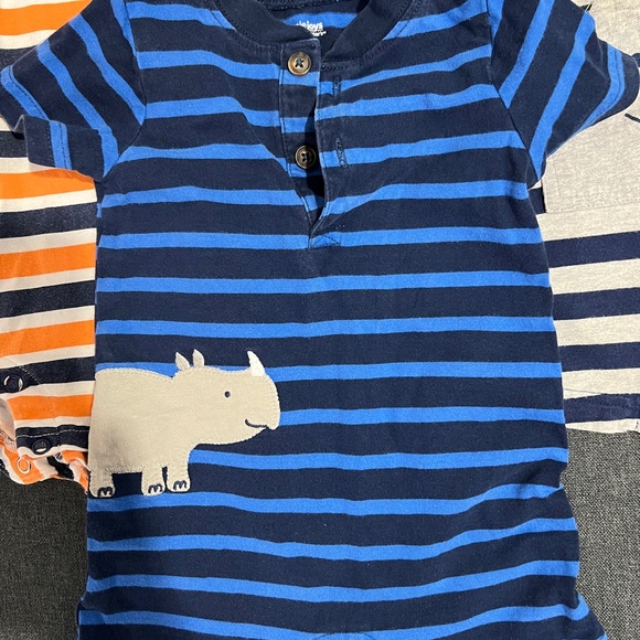 Baby Rompers Set - Picture 2 of 5